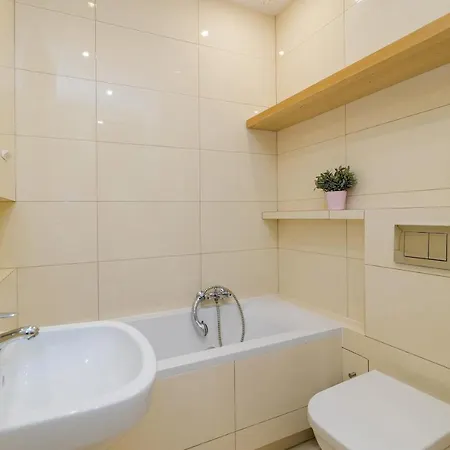 Shortstaypoland Plac Dabrowskiego B140 Lägenhet