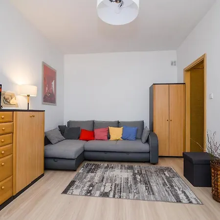 Shortstaypoland Plac Dabrowskiego B140 *