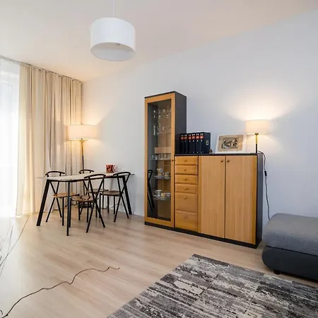 Daire Shortstaypoland Plac Dabrowskiego B140 *